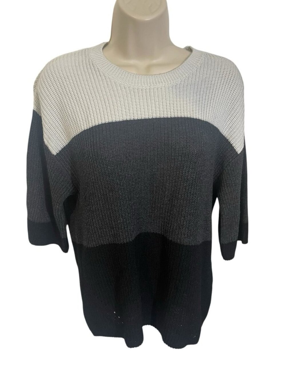 MATTY M Women's Size Small Colorblocked Short Sleeve Sweater White Gray Black